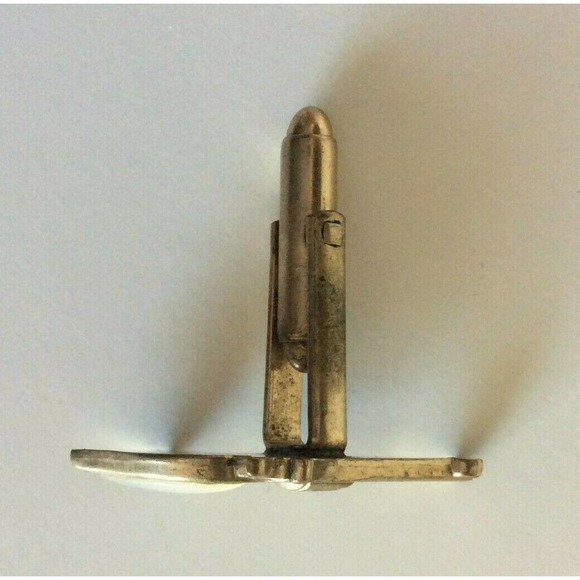 Vintage Western Cowboy Revolver Gun Cuff Links - Picture 7 of 7